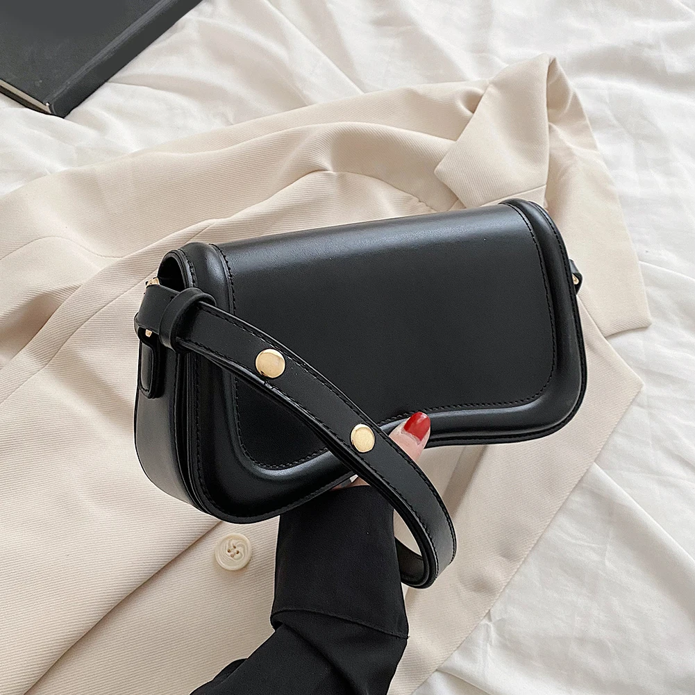 Women's Leather Hobo Bag – Trendy Shoulder & Underarm Tote Handbag